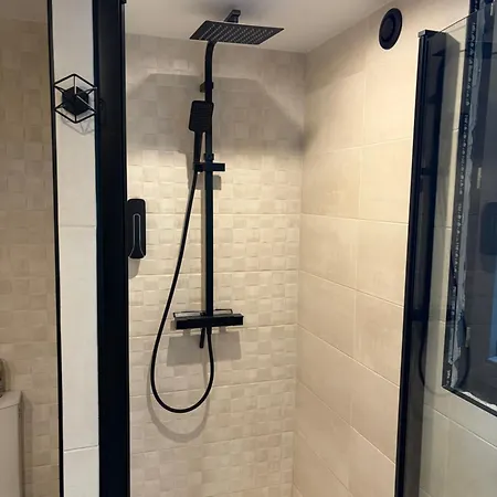 Ariège, T2 En Bord De Rivière